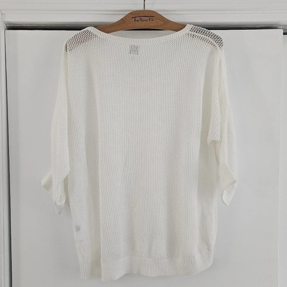New York & Company SOHO Cream Waffle 3/4 Sleeve Scoop Neck Medium Sweater - Picture 4 of 8